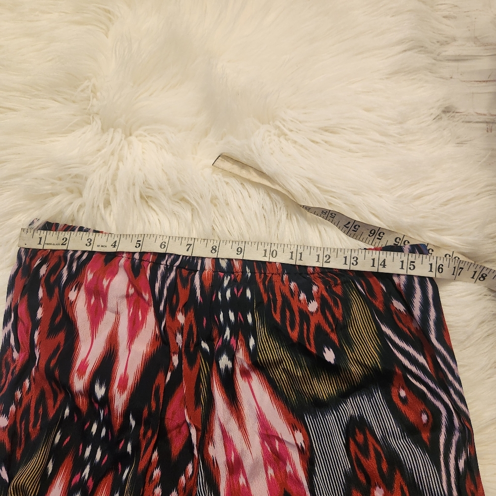 Vibrant Geometric Patterned Pants - Picture 14 of 14